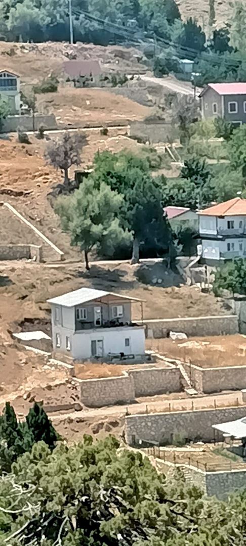 ANTALYA GEYİKBAYIRI'NDA MUHTEŞEM MANZARALI OTURUMA HAZIR YAYLA EVİ VE 375M2 İMARLI ARSA 